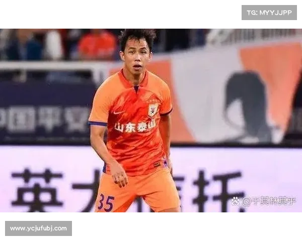 黄政宇角色转换：从俱乐部双后腰支柱到国家队单后腰试验田
